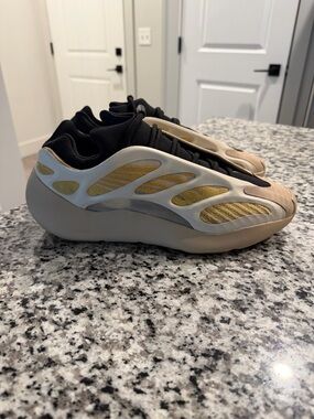 Yeezy | Shoes | Yeezy Boost 70 Mauve | Poshmark
